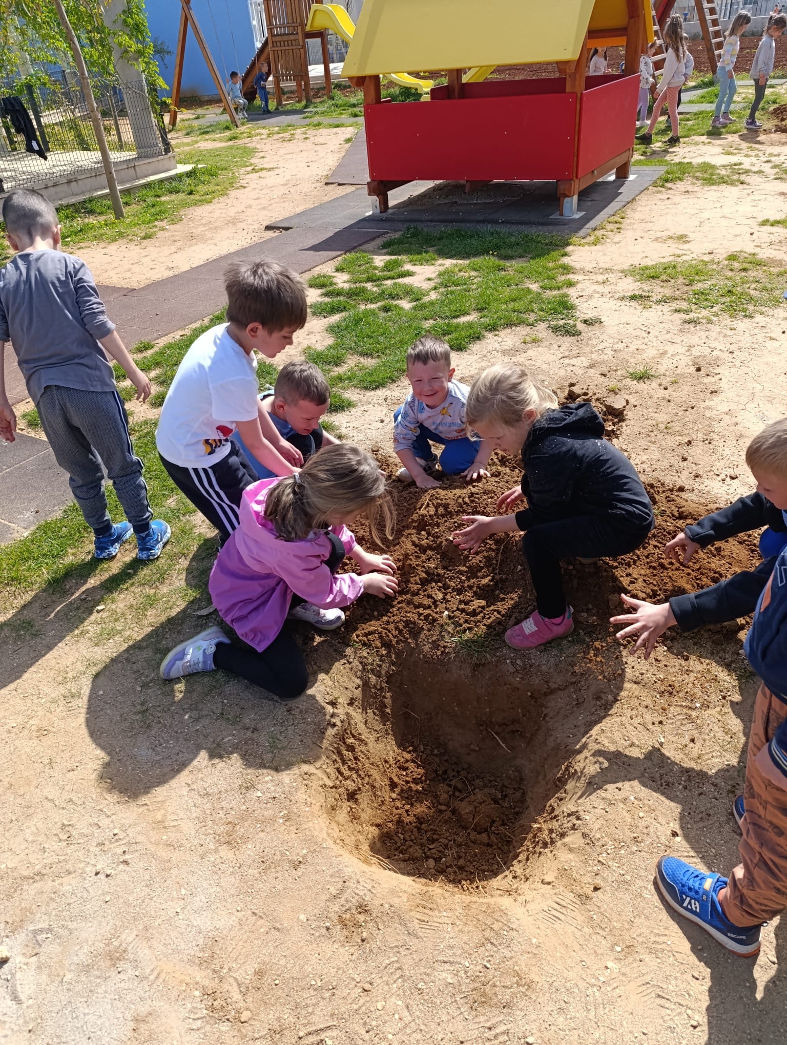 ee94a321 c622 4cf5 9f1e 54985cf1b556